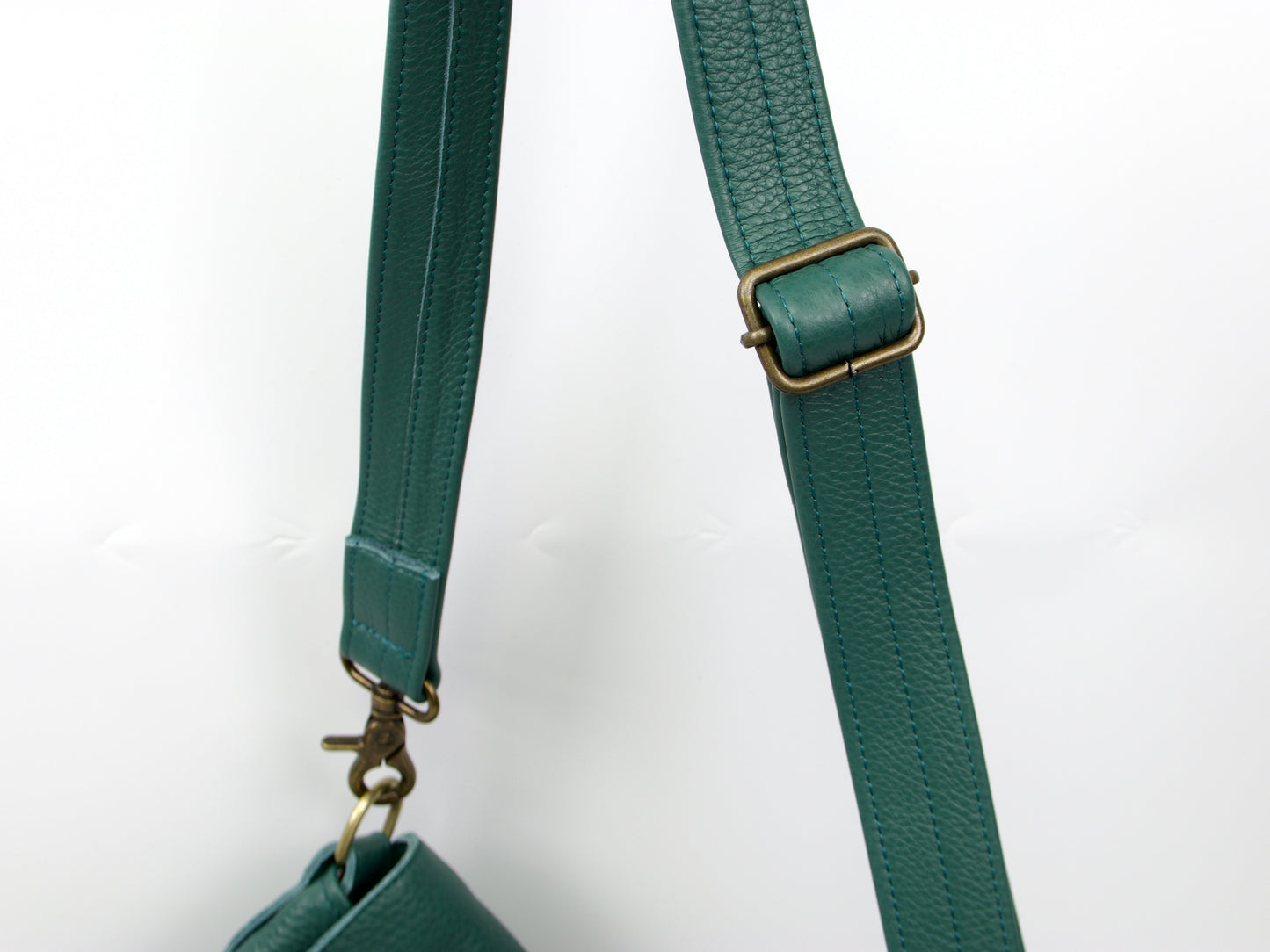 milloo Erato Crossbody Petrol Green