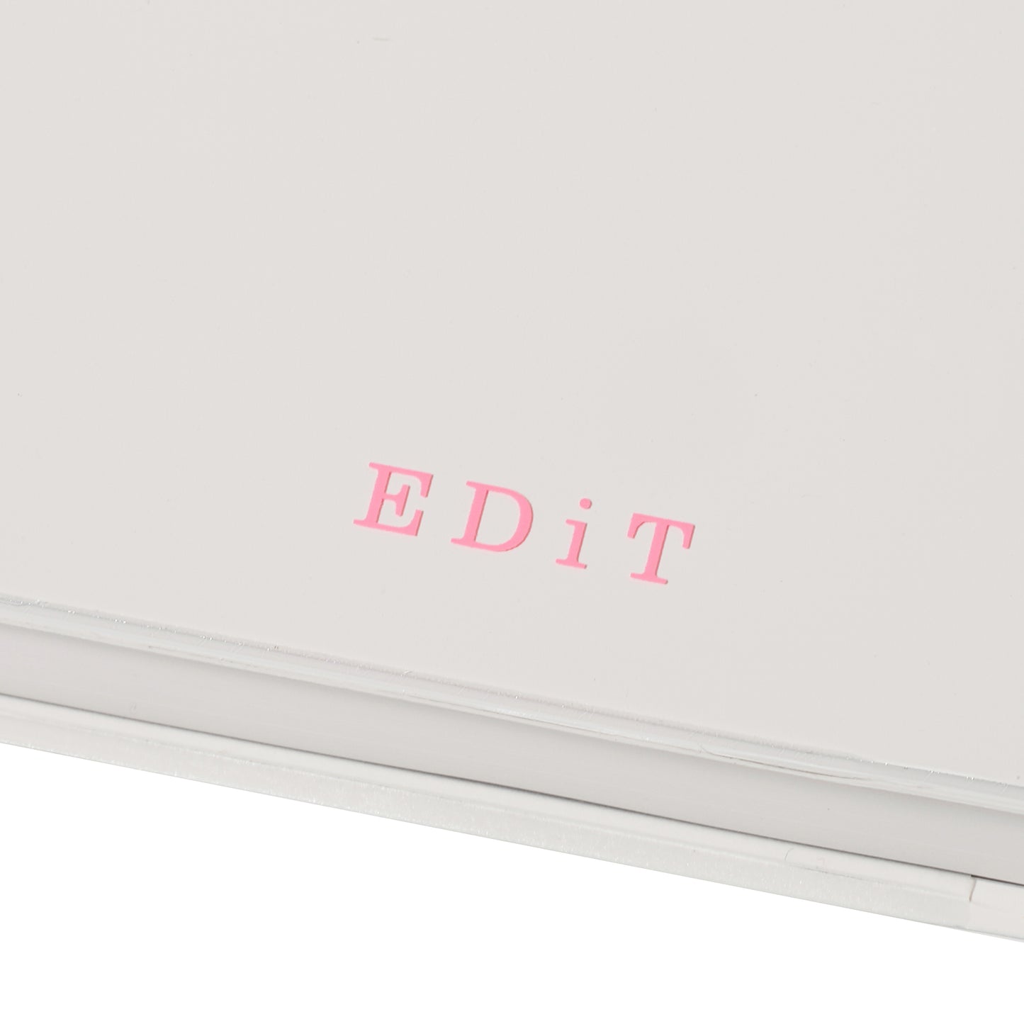 Mark's Inc. EdiT One Page Per Day Zip Pocket 2026 B6