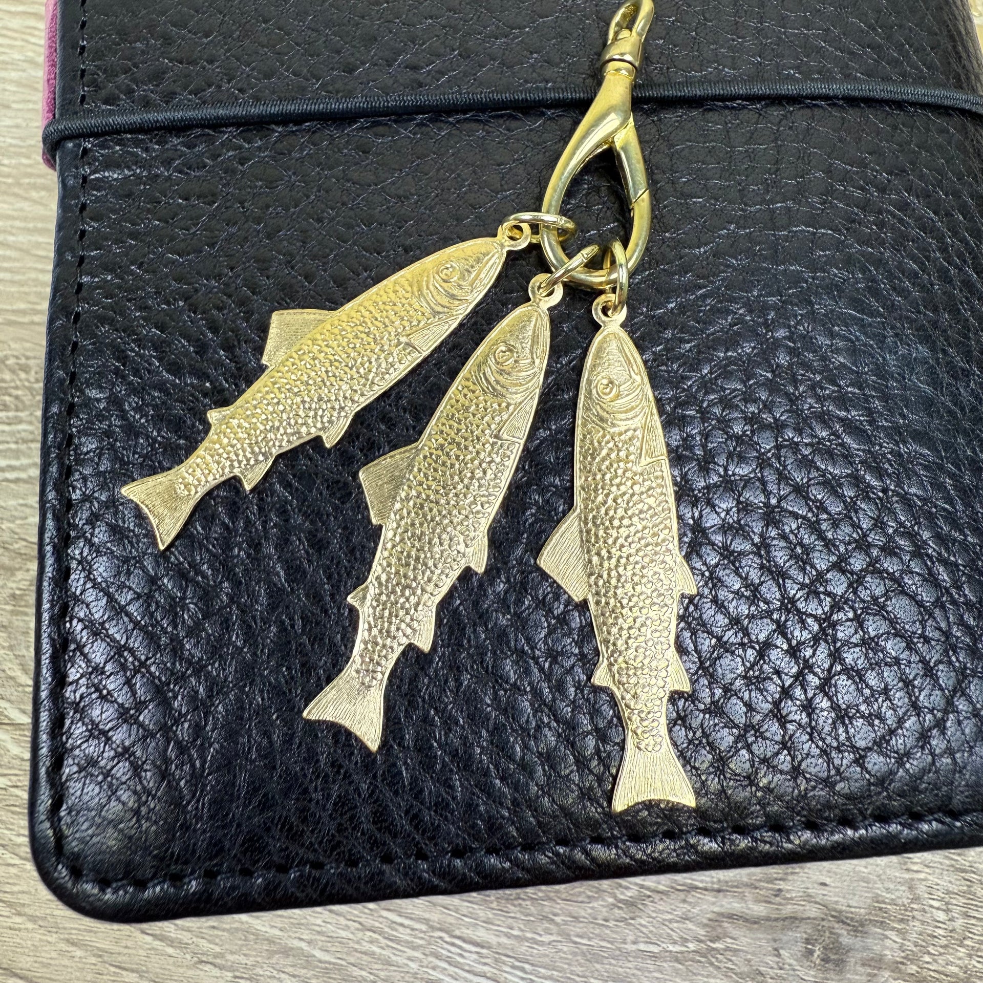 Fish Brass Charm for Traveler's Notebook – Tokyo Pen Shop