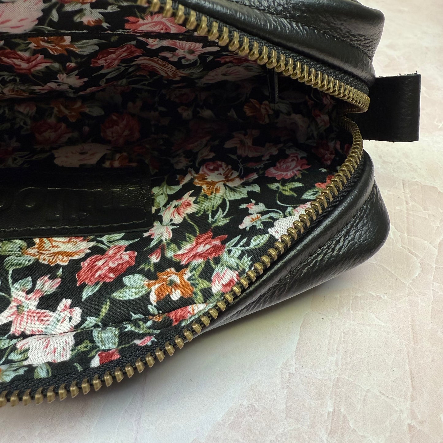 Milloo Ladrillo Negro