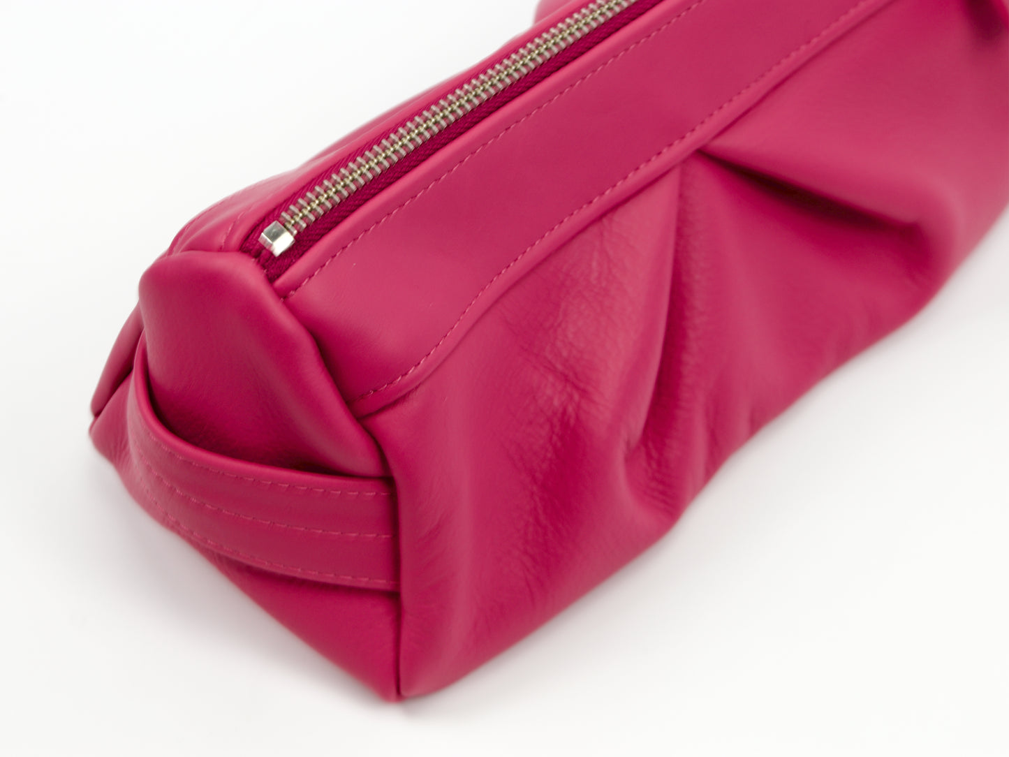 milloo Estia Accessory Bag Fuchsia