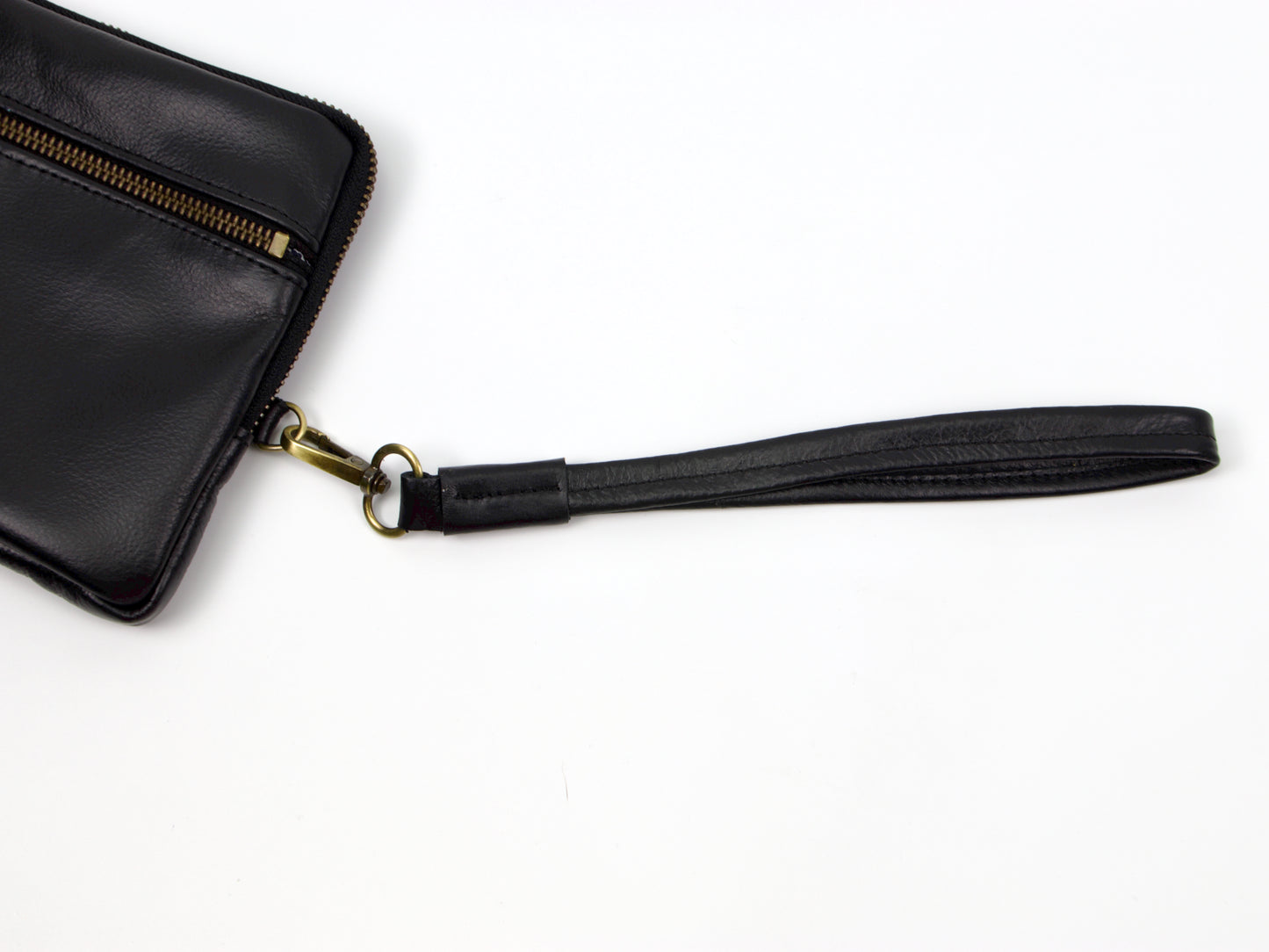 Pochette Antheia Milloo Noir