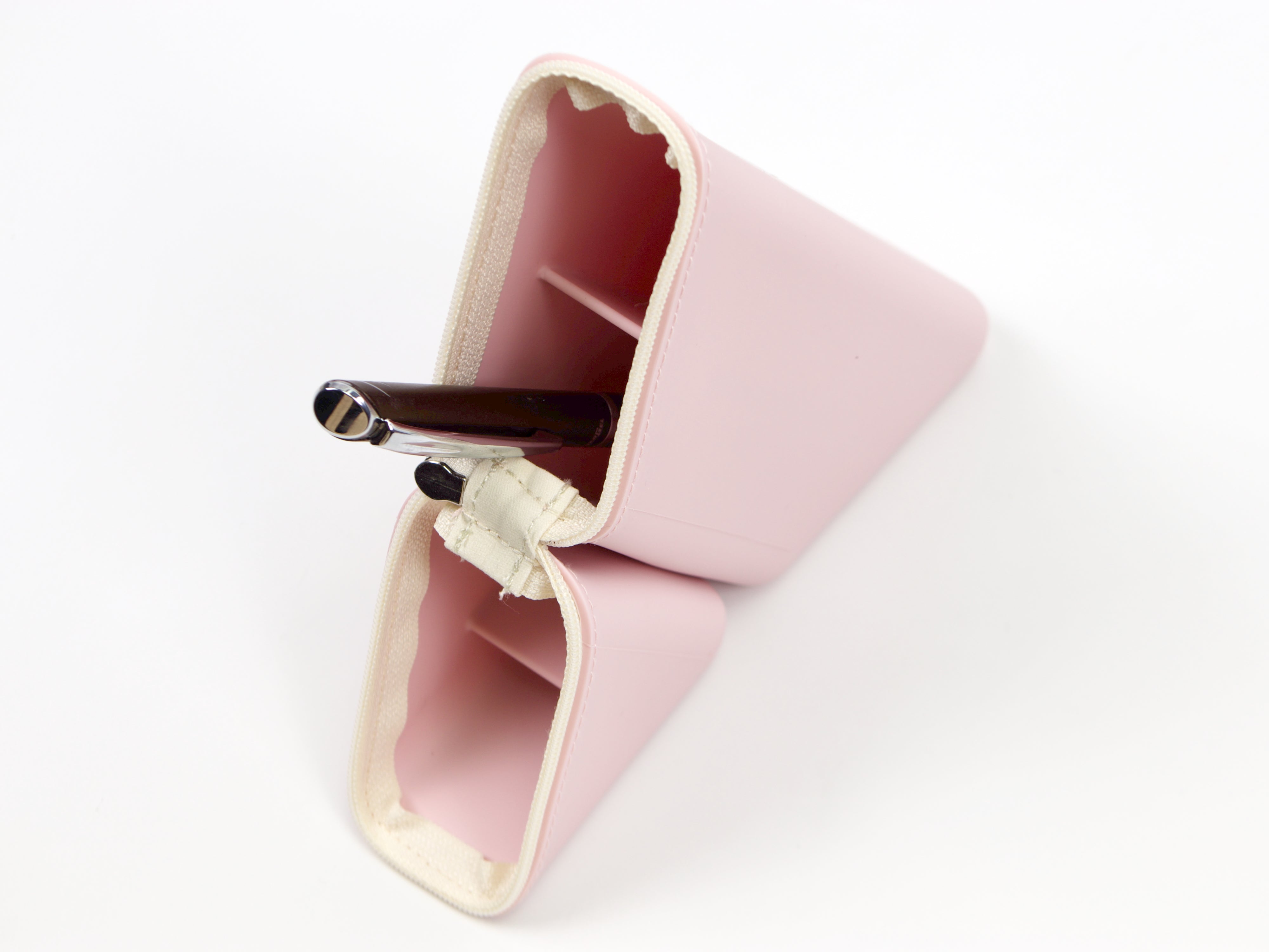 Kakusta Slim Portable Pen Stand – Tokyo Pen Shop