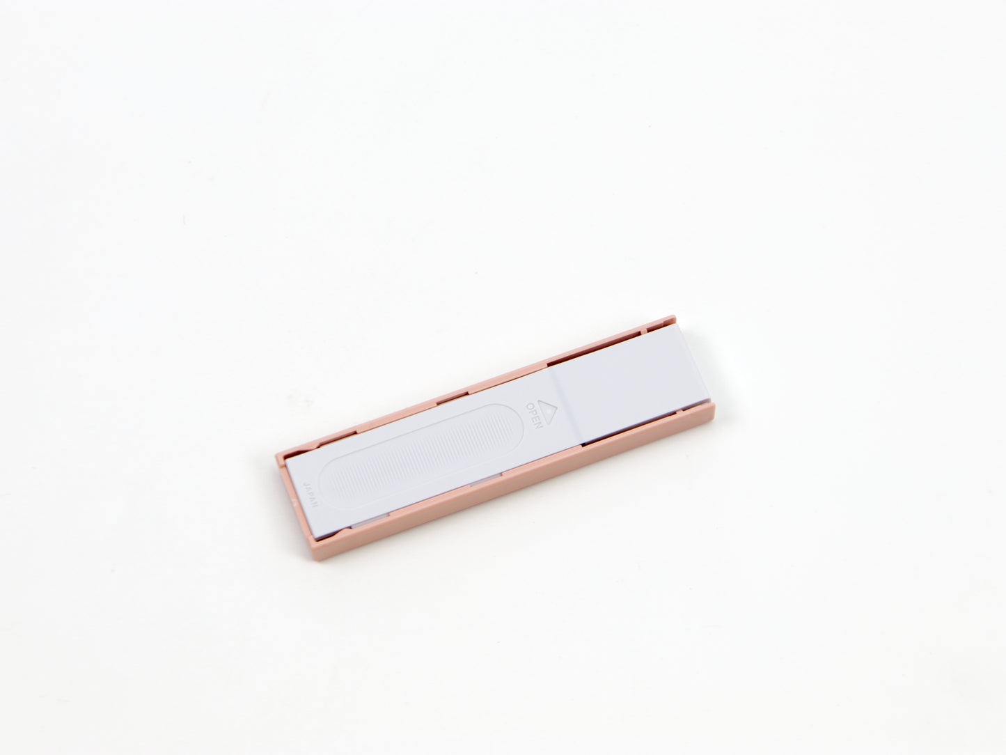 Uni Smudge-Proof Lead Cheek Pink Color Case