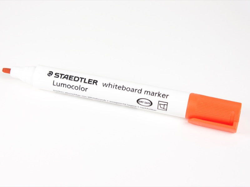 Lumocolor Chisel Whiteboard Marker