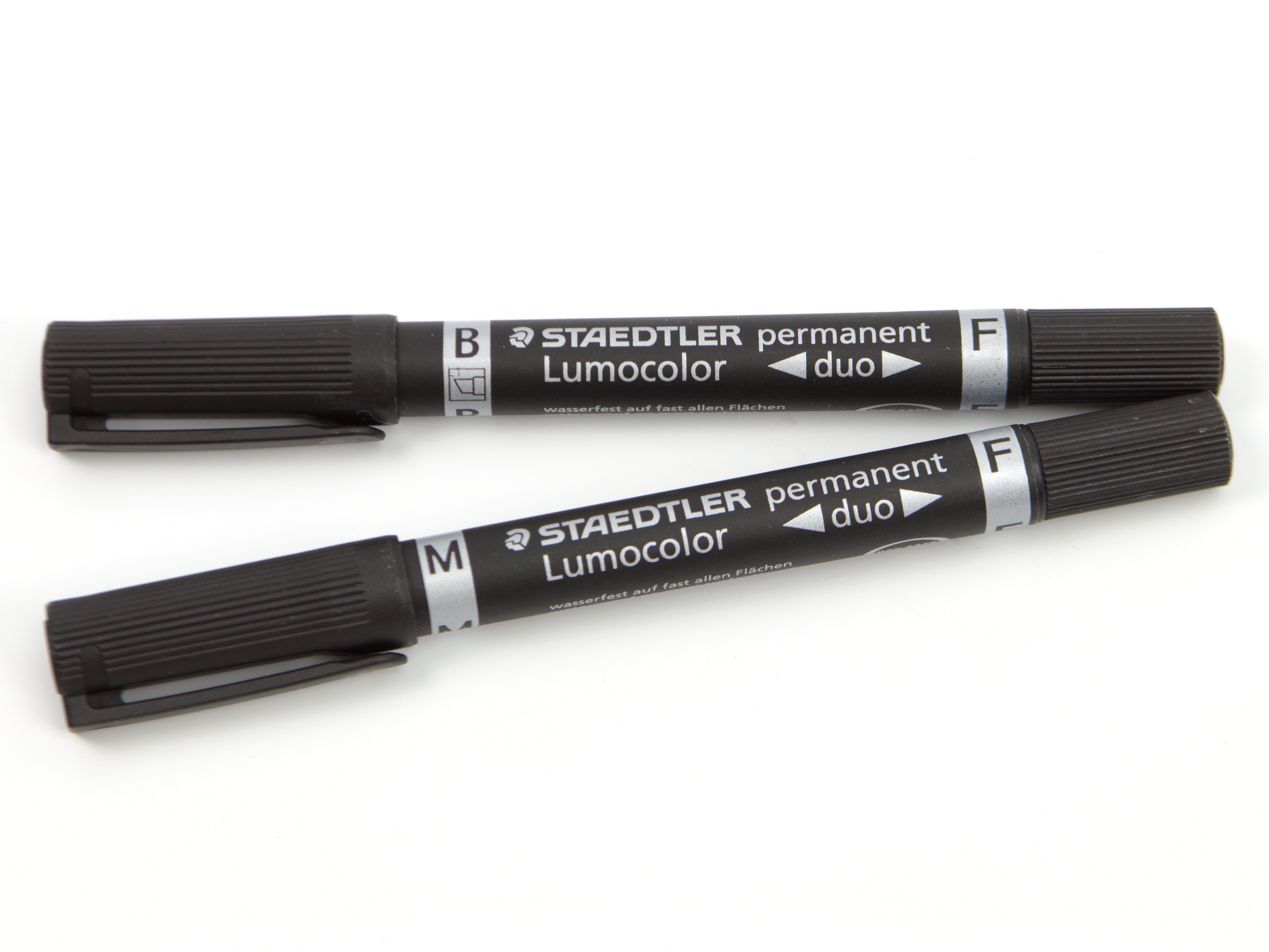 Staedtler Lumocolor Permanent Duo – 5 Marqueurs Noirs Double Pointe Fine 0.6 Mm / Ogive 1.5 Mm – Rechargeables